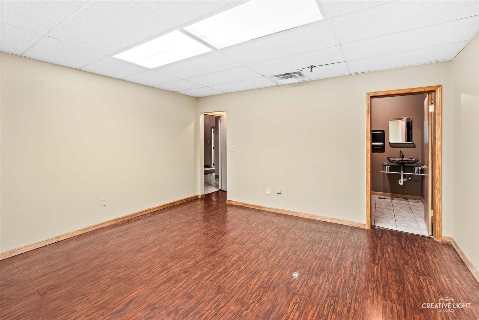 main property photo 6