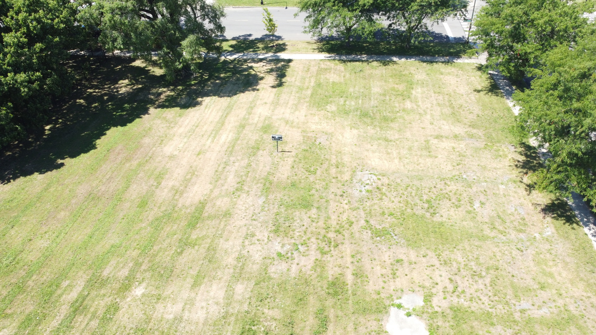 main property photo 11