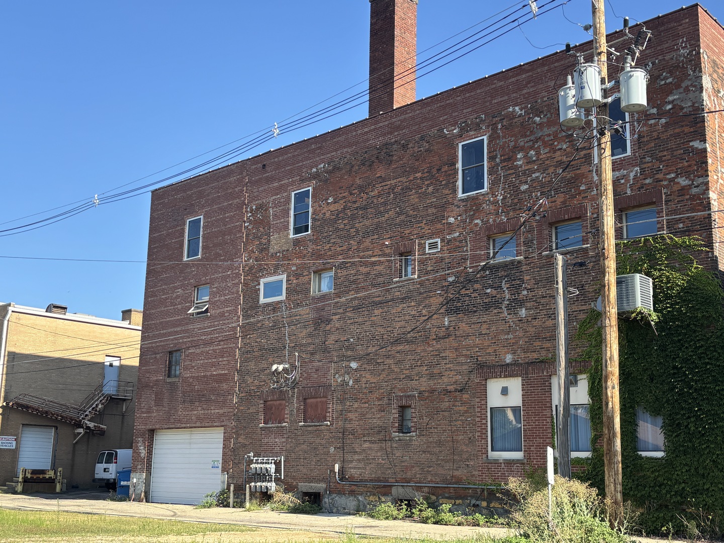 main property photo 6