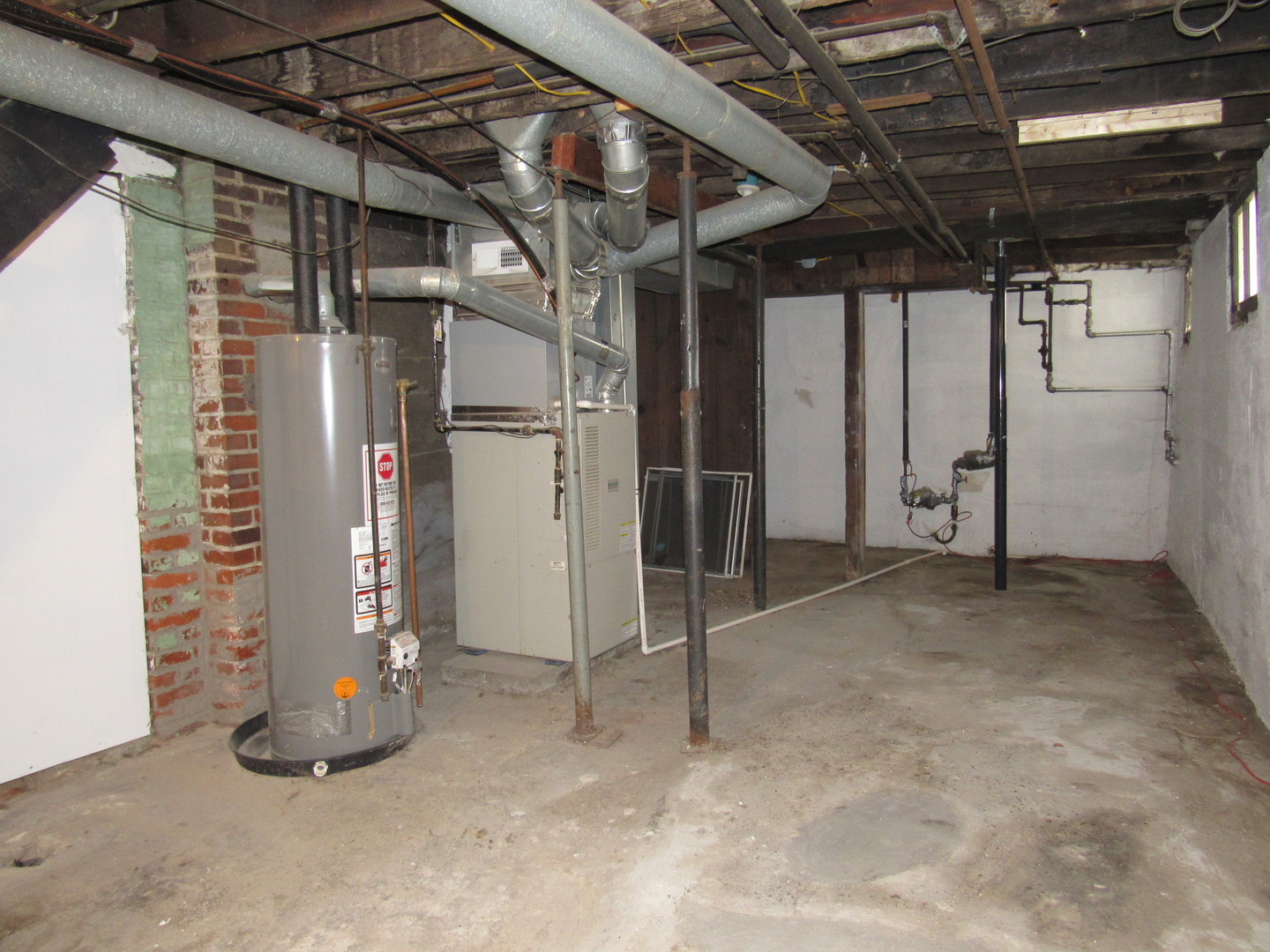 main property photo 25