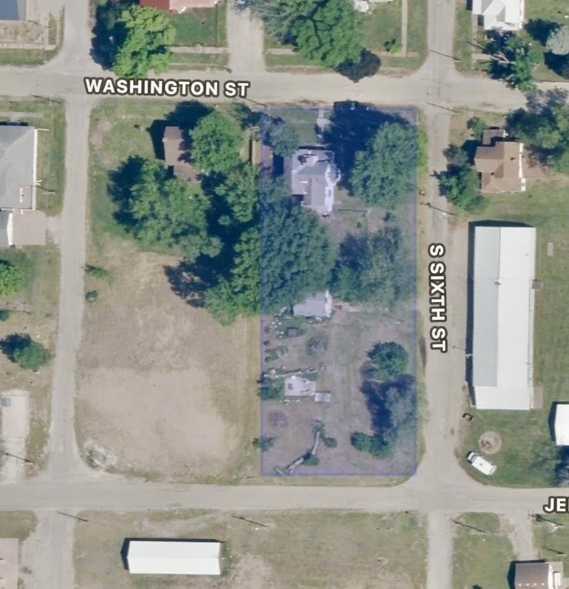 main property photo 9