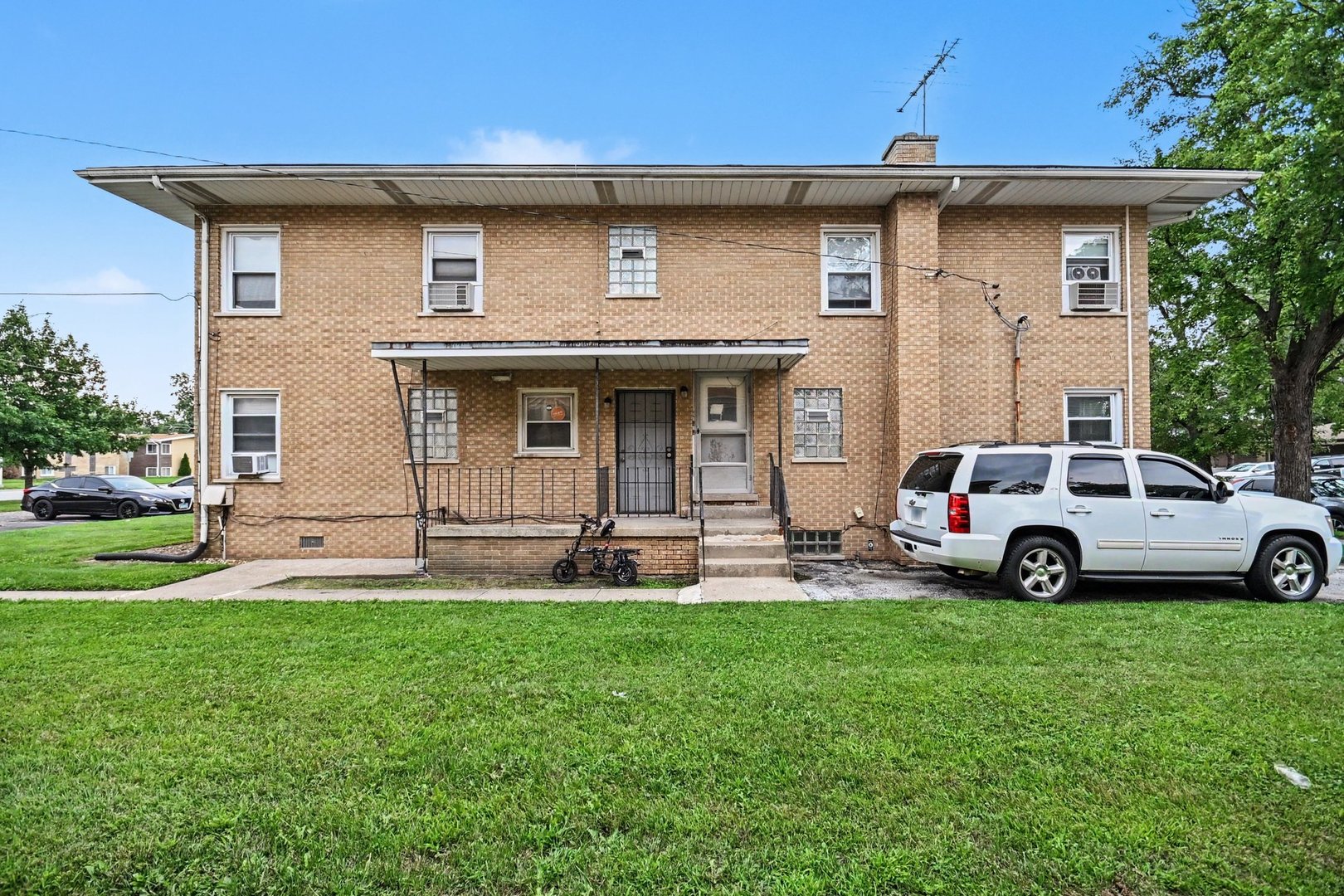 main property photo 1
