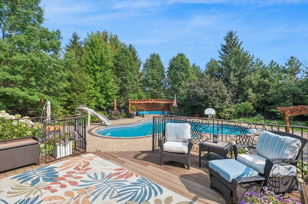 main property photo 52