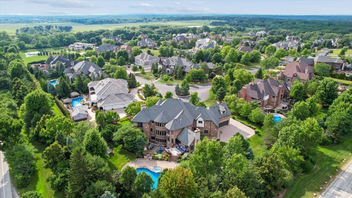 main property photo 55