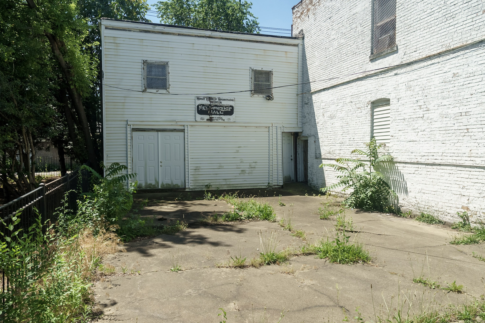 main property photo 50