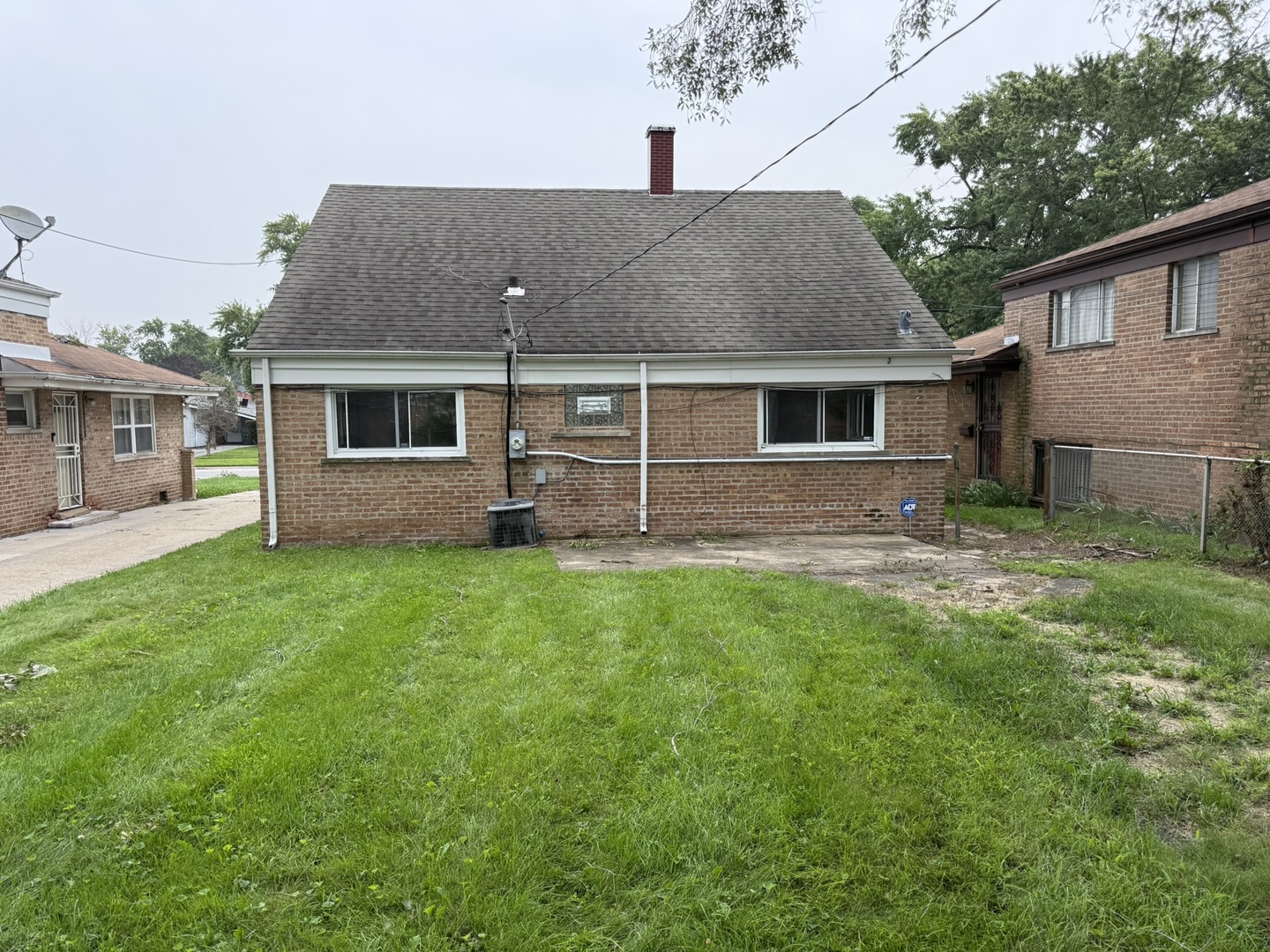 main property photo 14