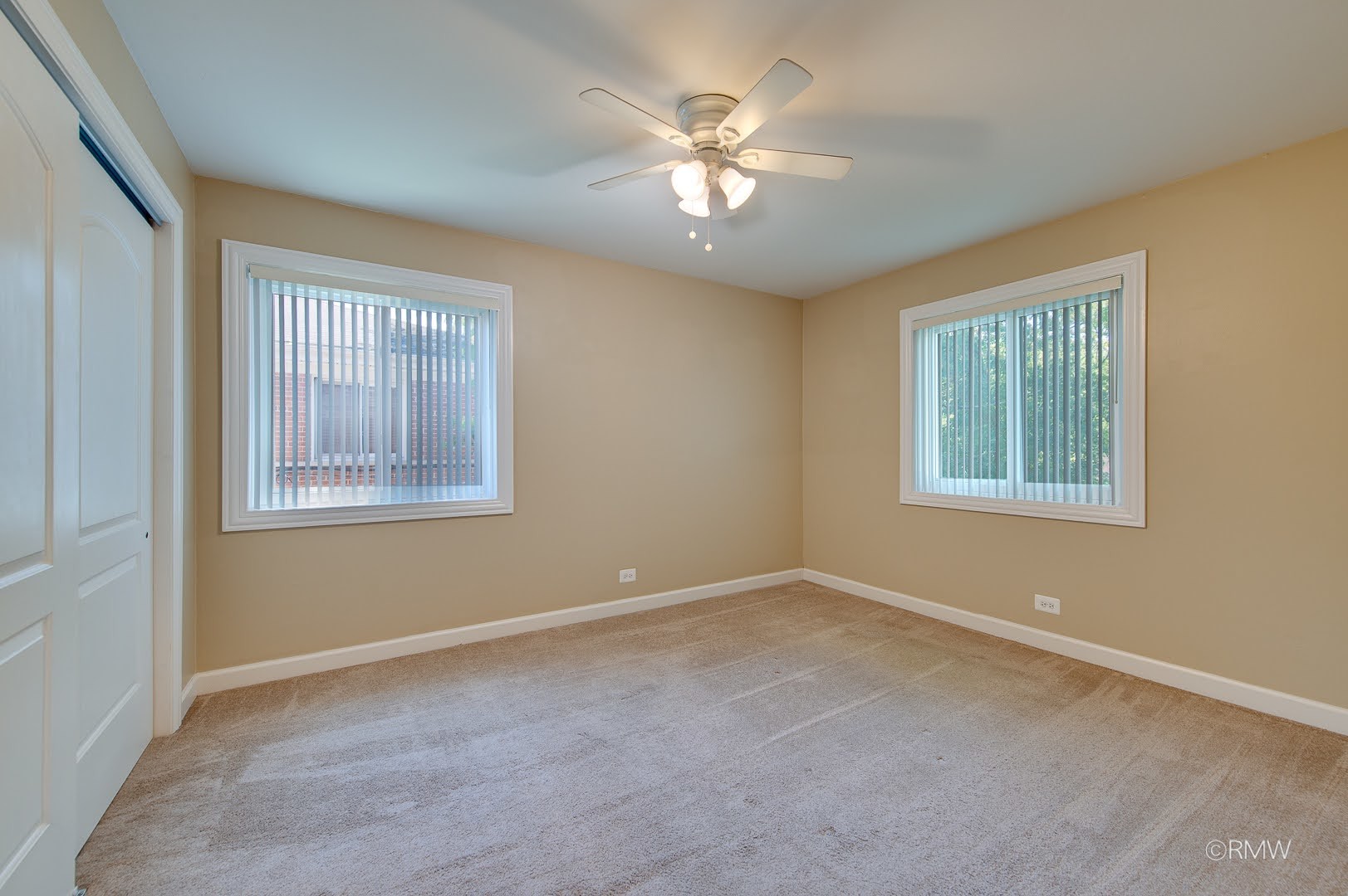 property viewer photo 13