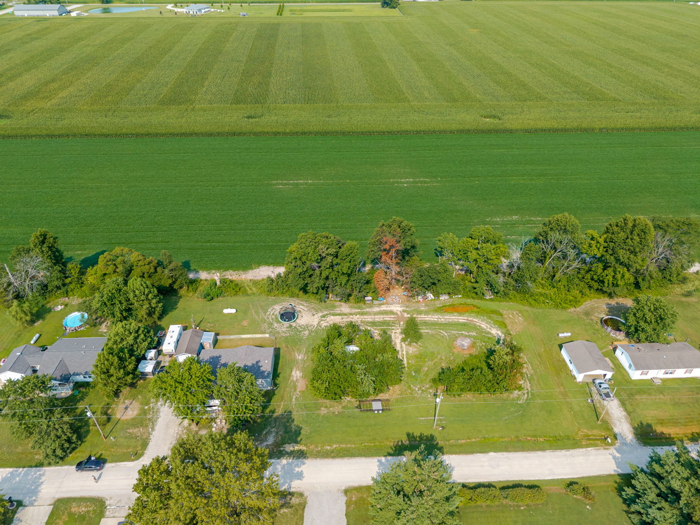 main property photo 30