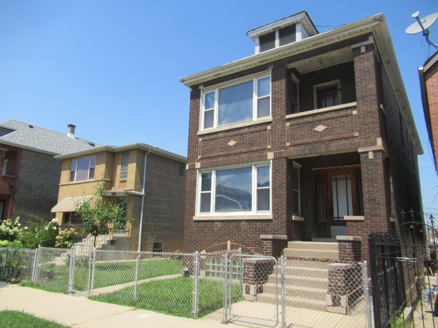 main property photo 7