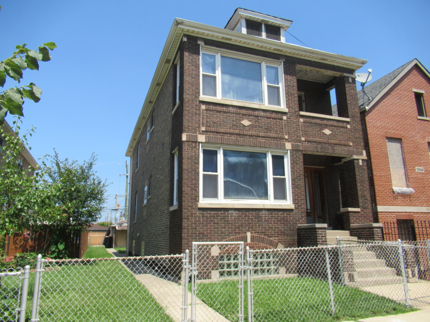 main property photo 9