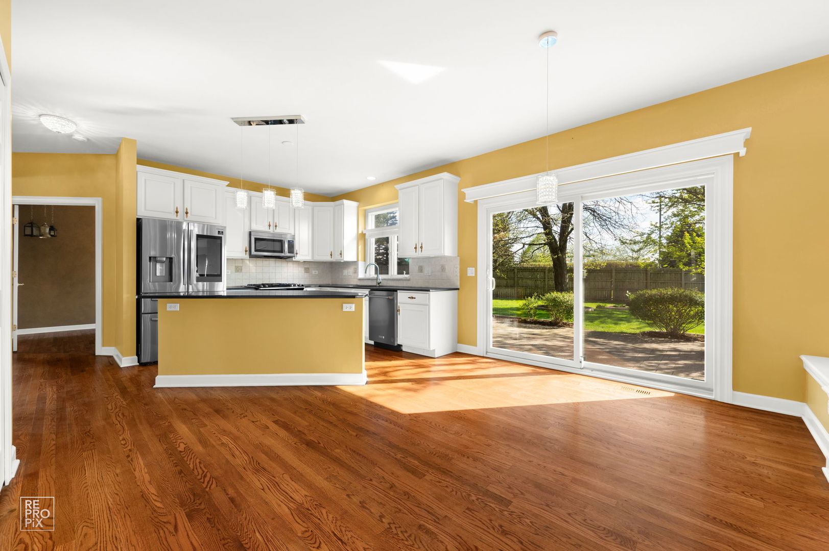 main property photo 13