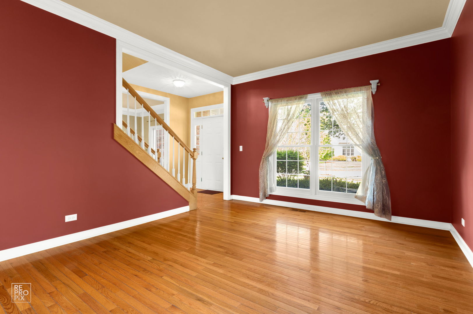 main property photo 3