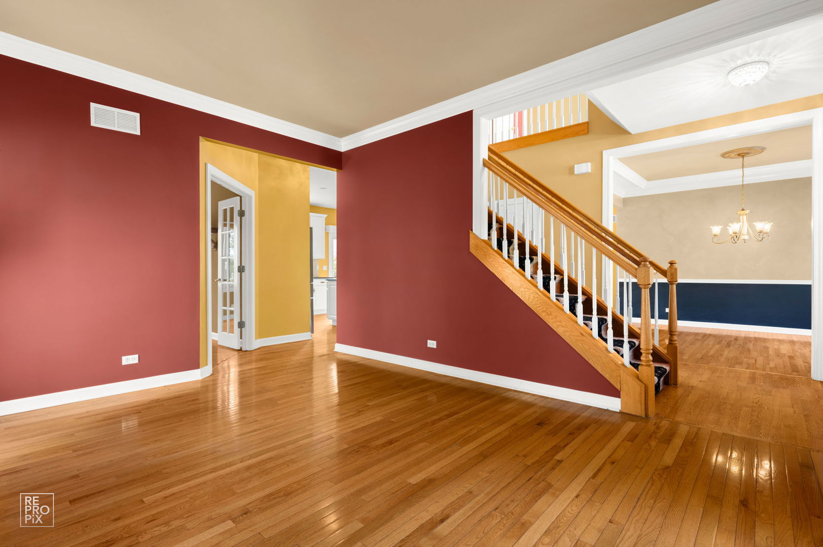 main property photo 4