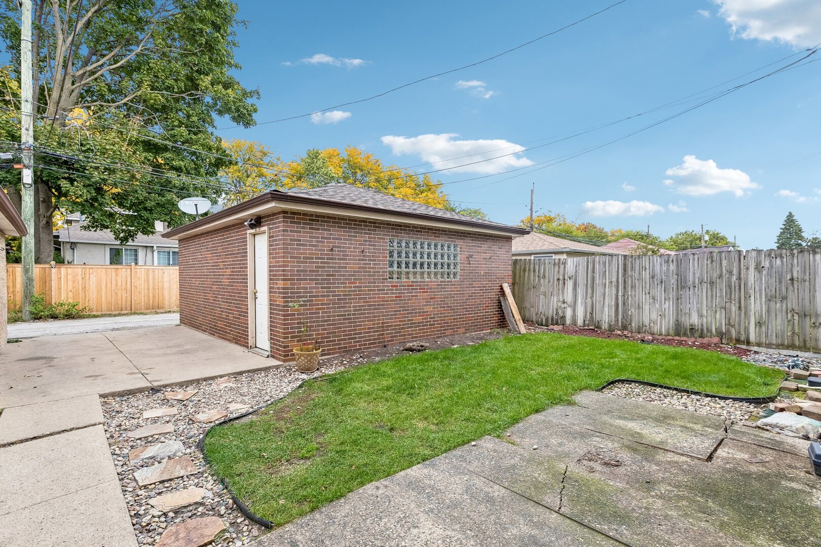 main property photo 54