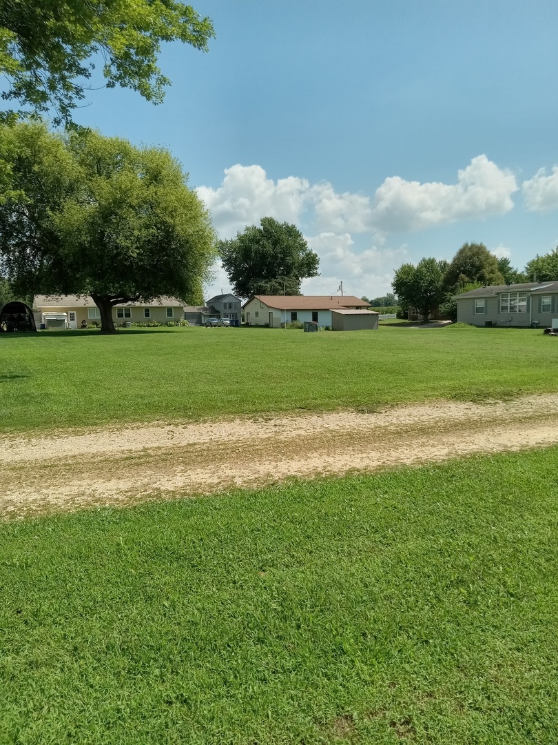 main property photo 5