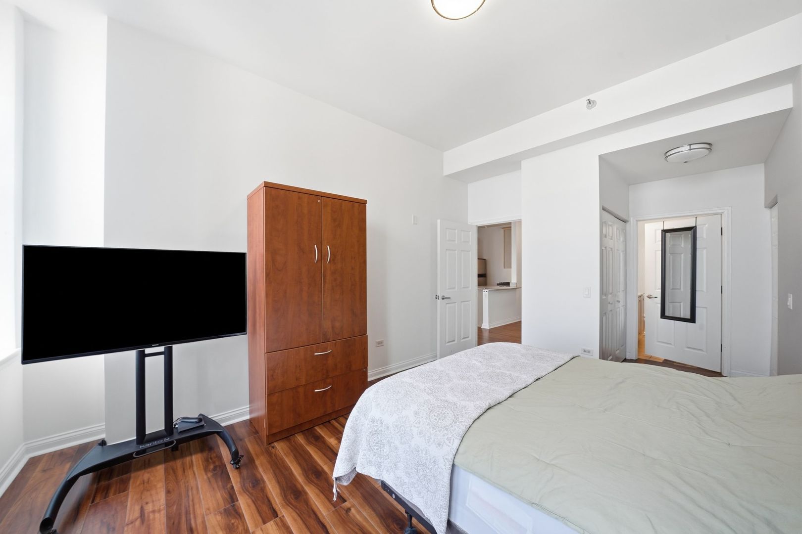 property viewer photo 11