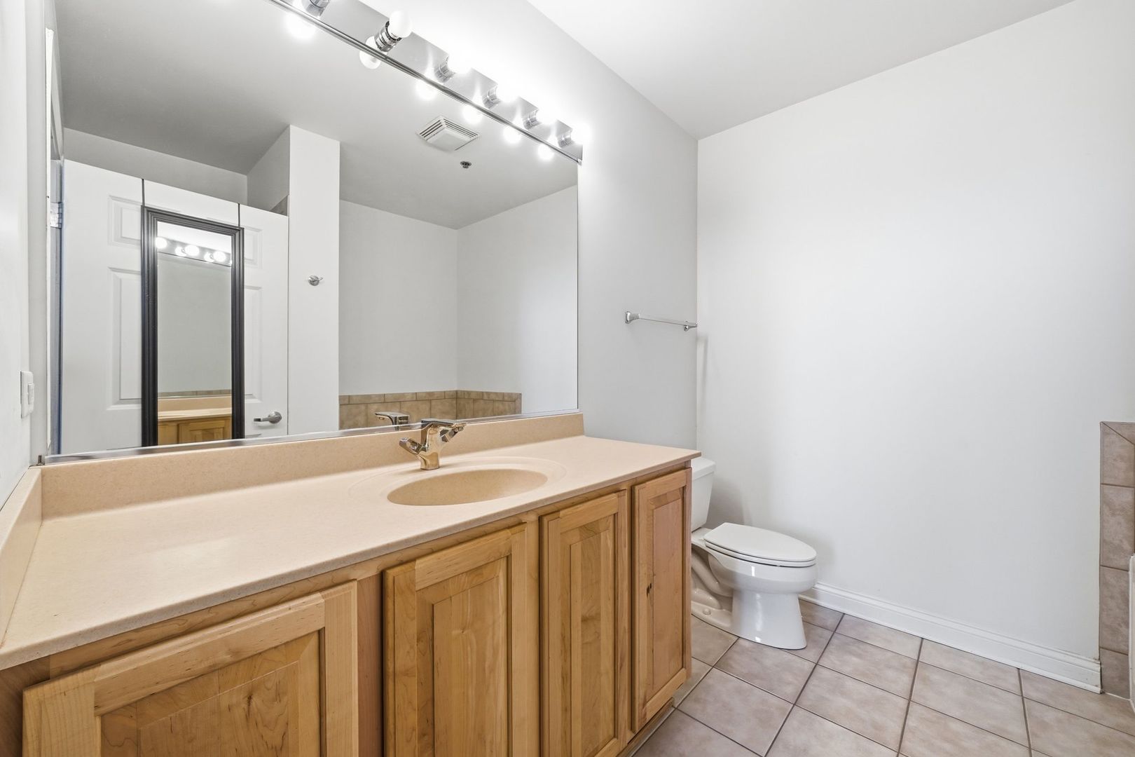 property viewer photo 14