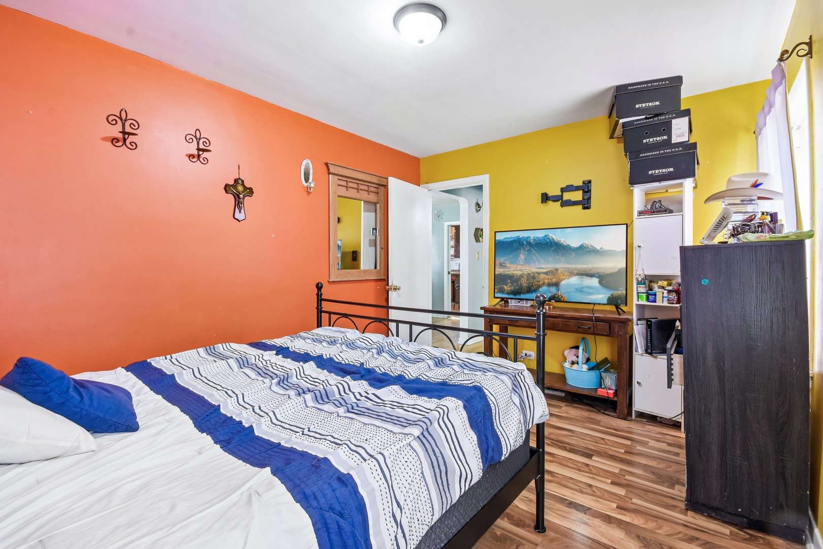 main property photo 13