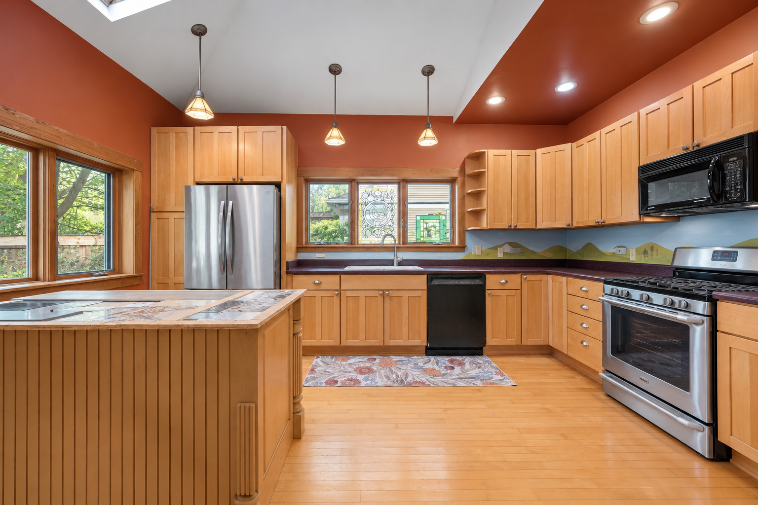 main property photo 11