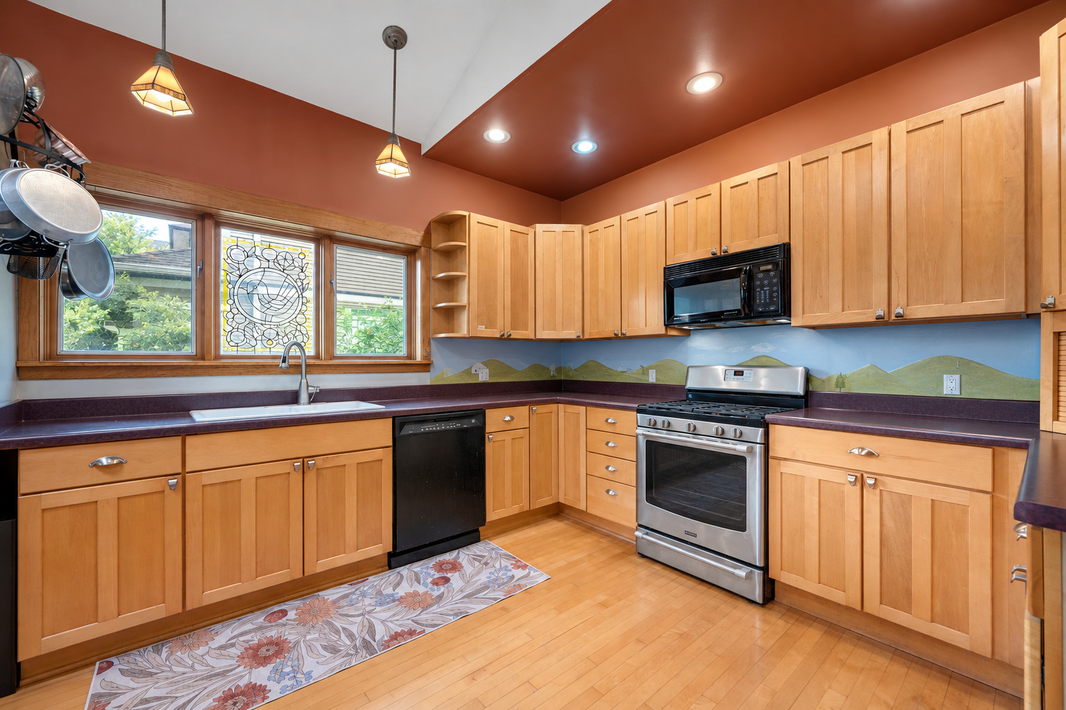 main property photo 12
