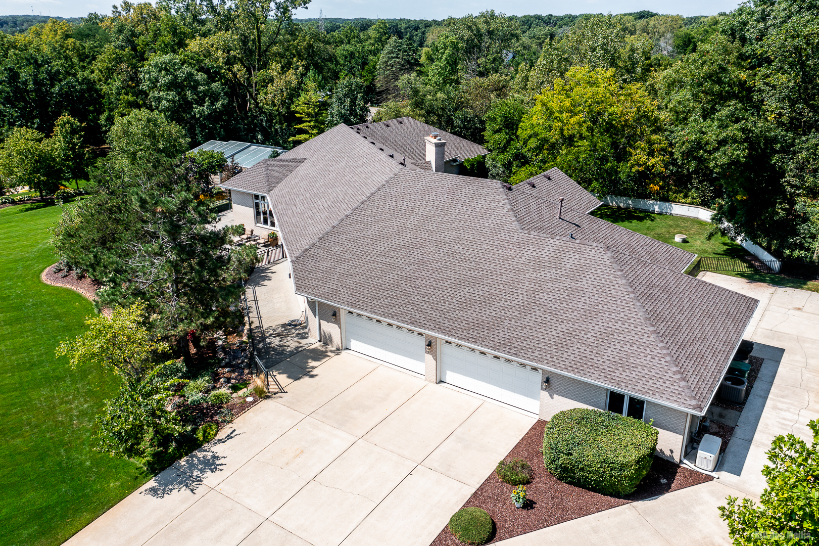 main property photo 89