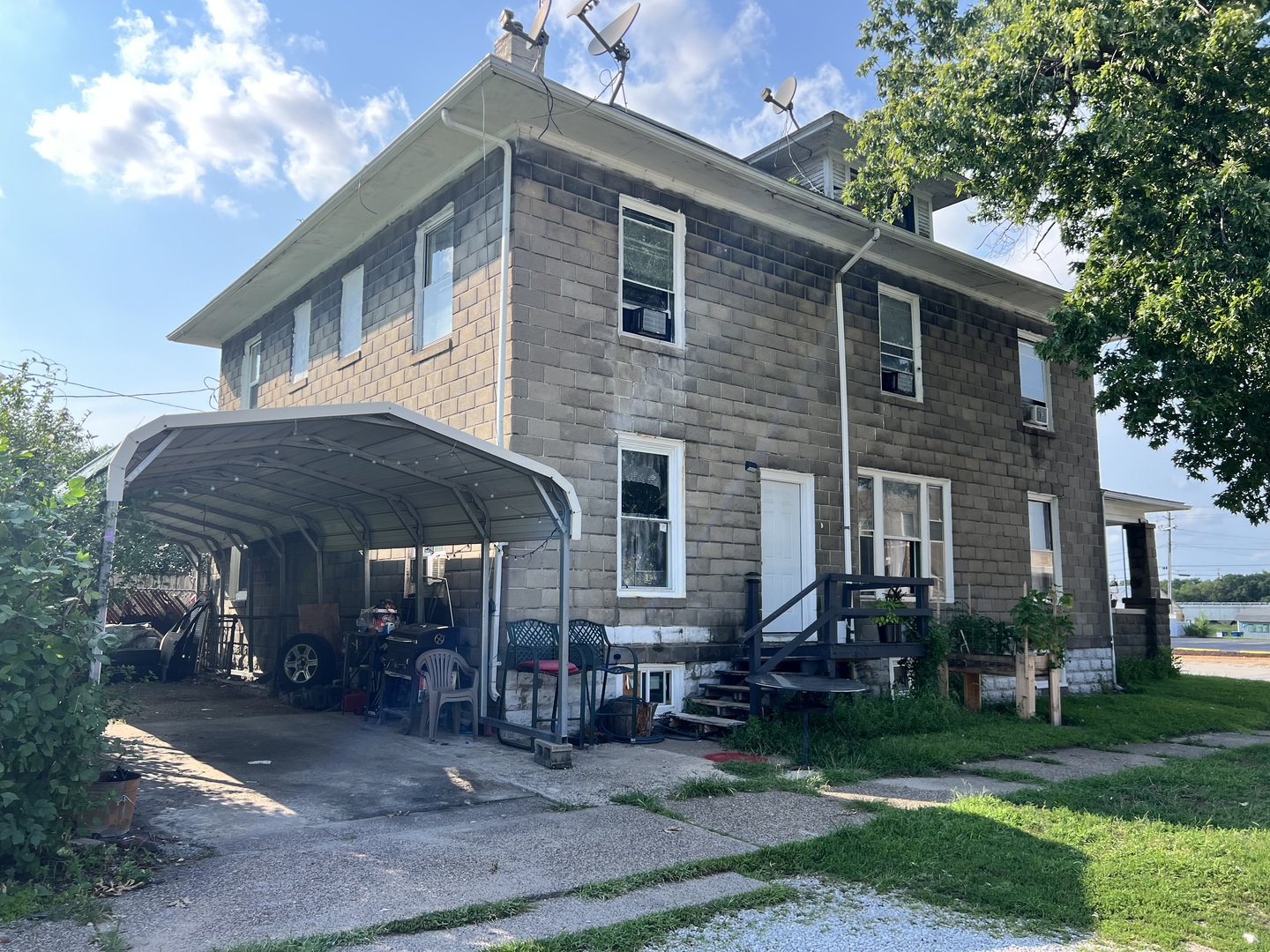 main property photo 2