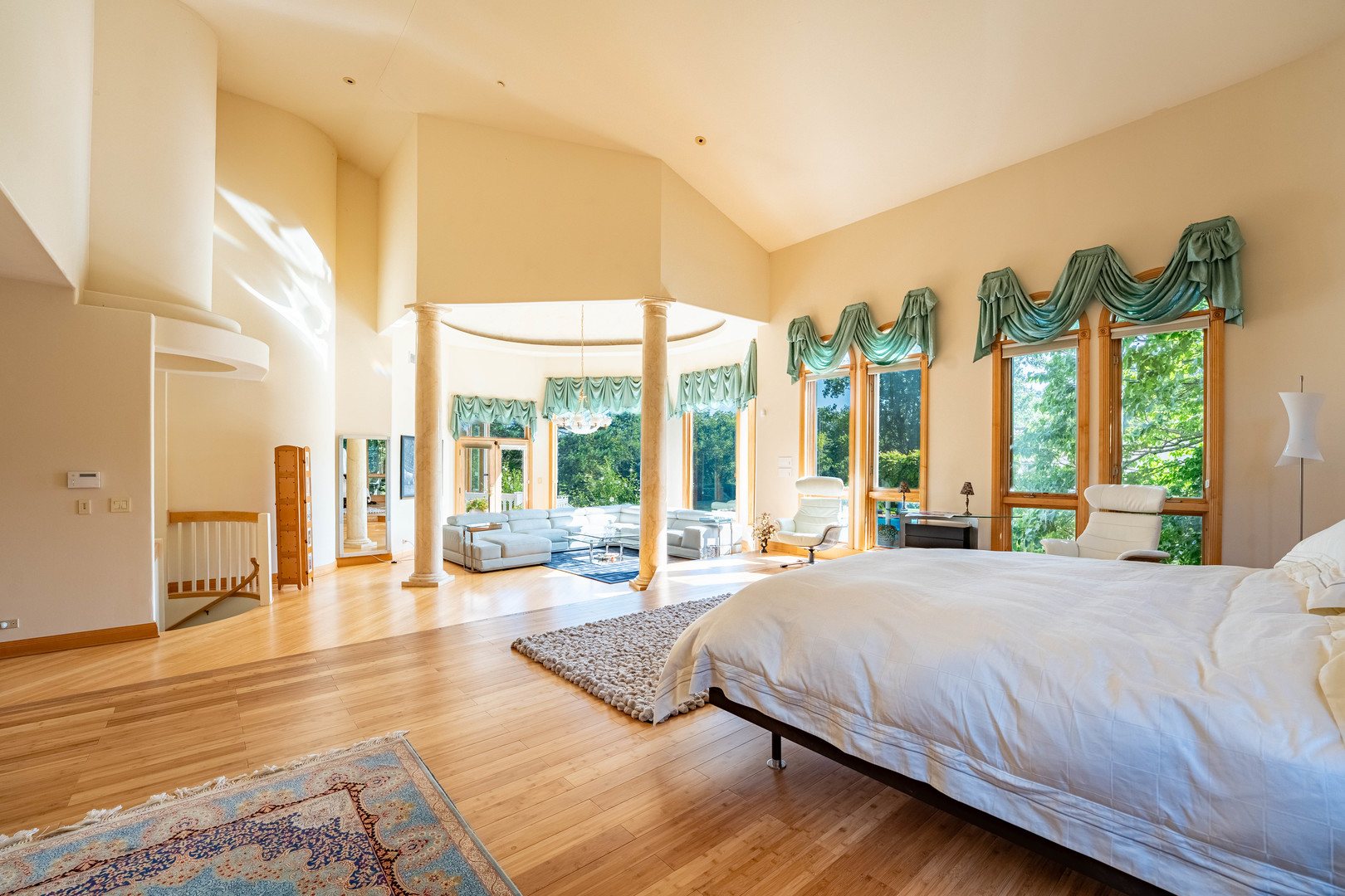 main property photo 34