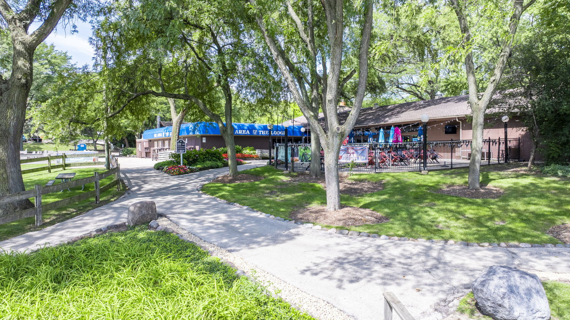 main property photo 17