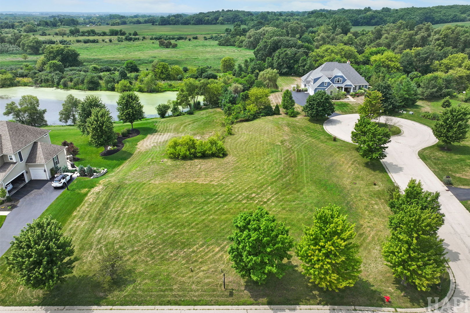 main property photo 3