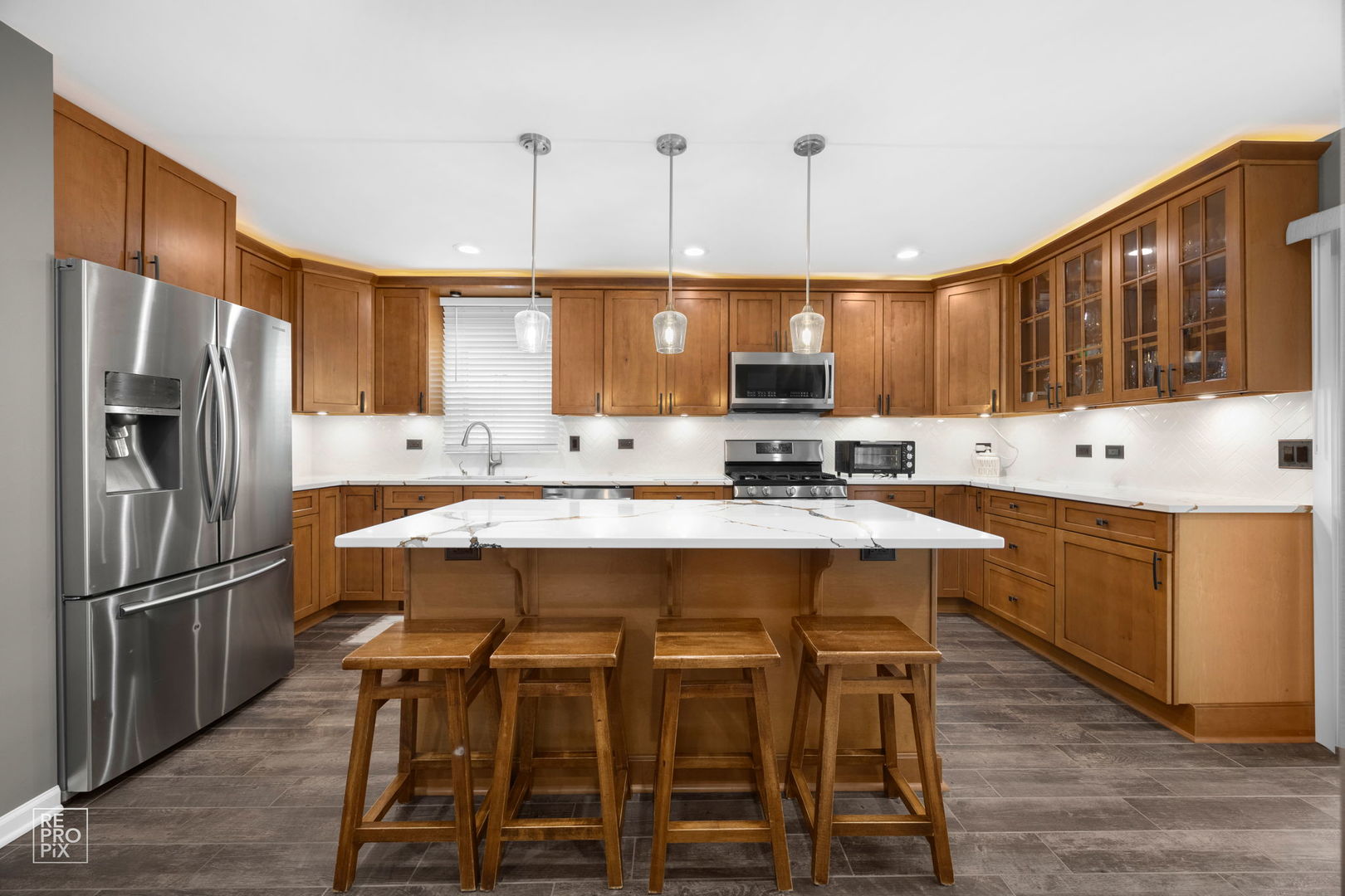 main property photo 7