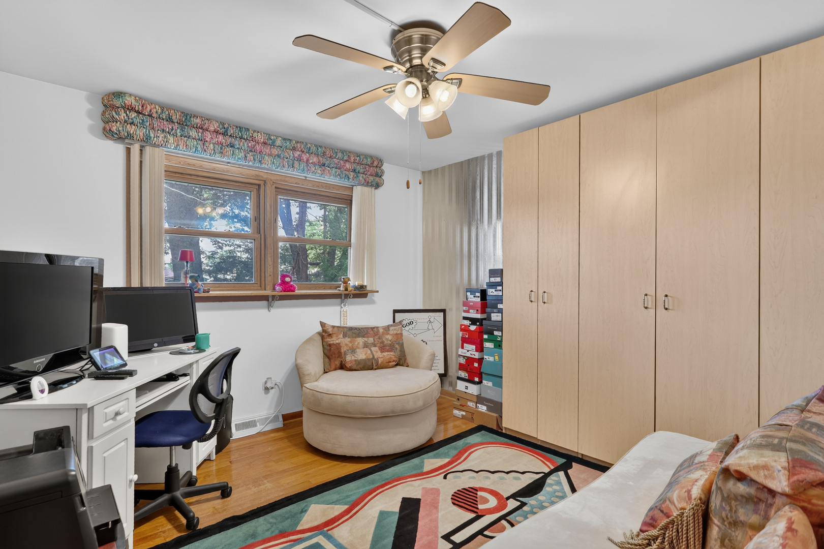 main property photo 15