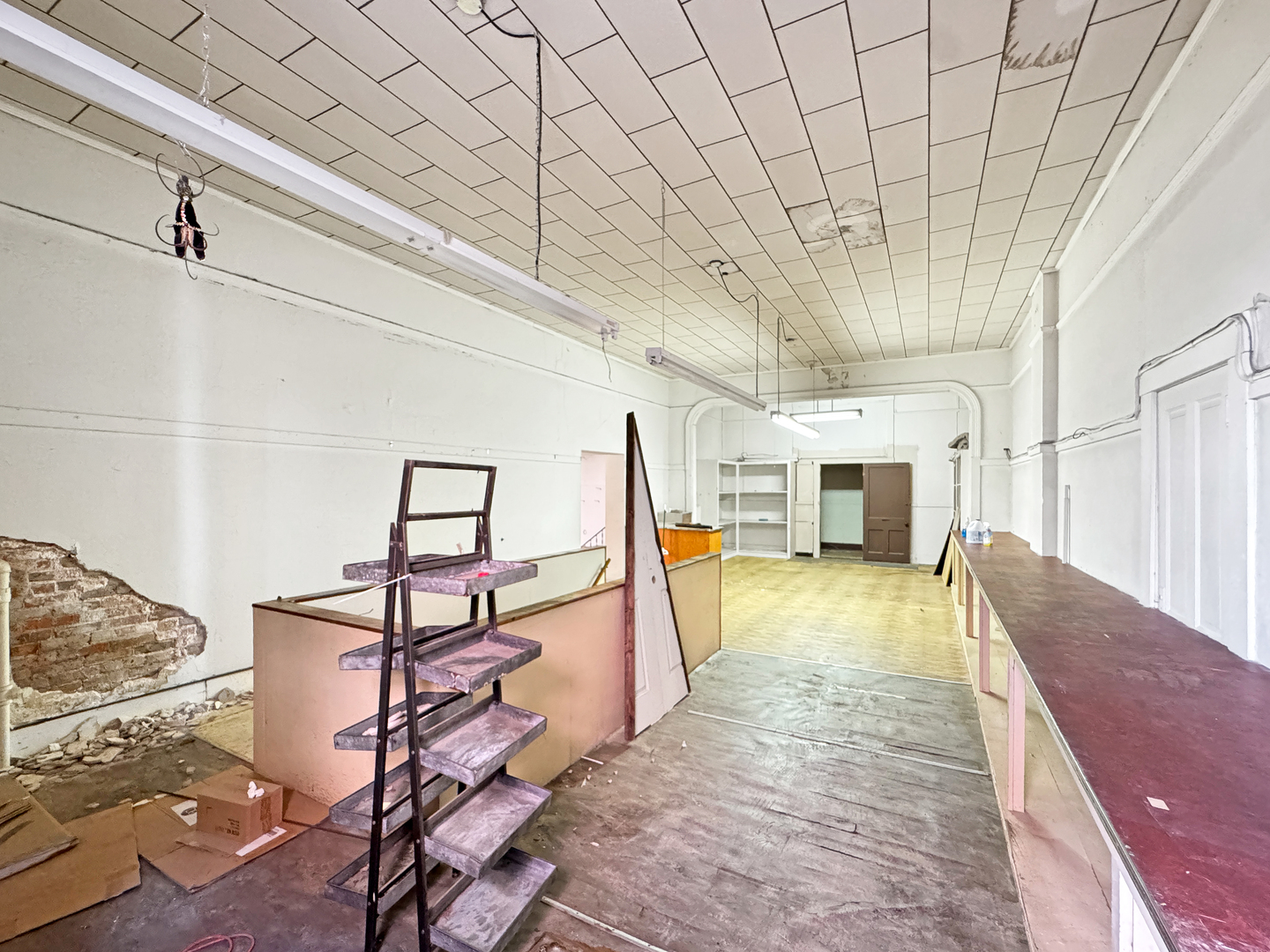 main property photo 13