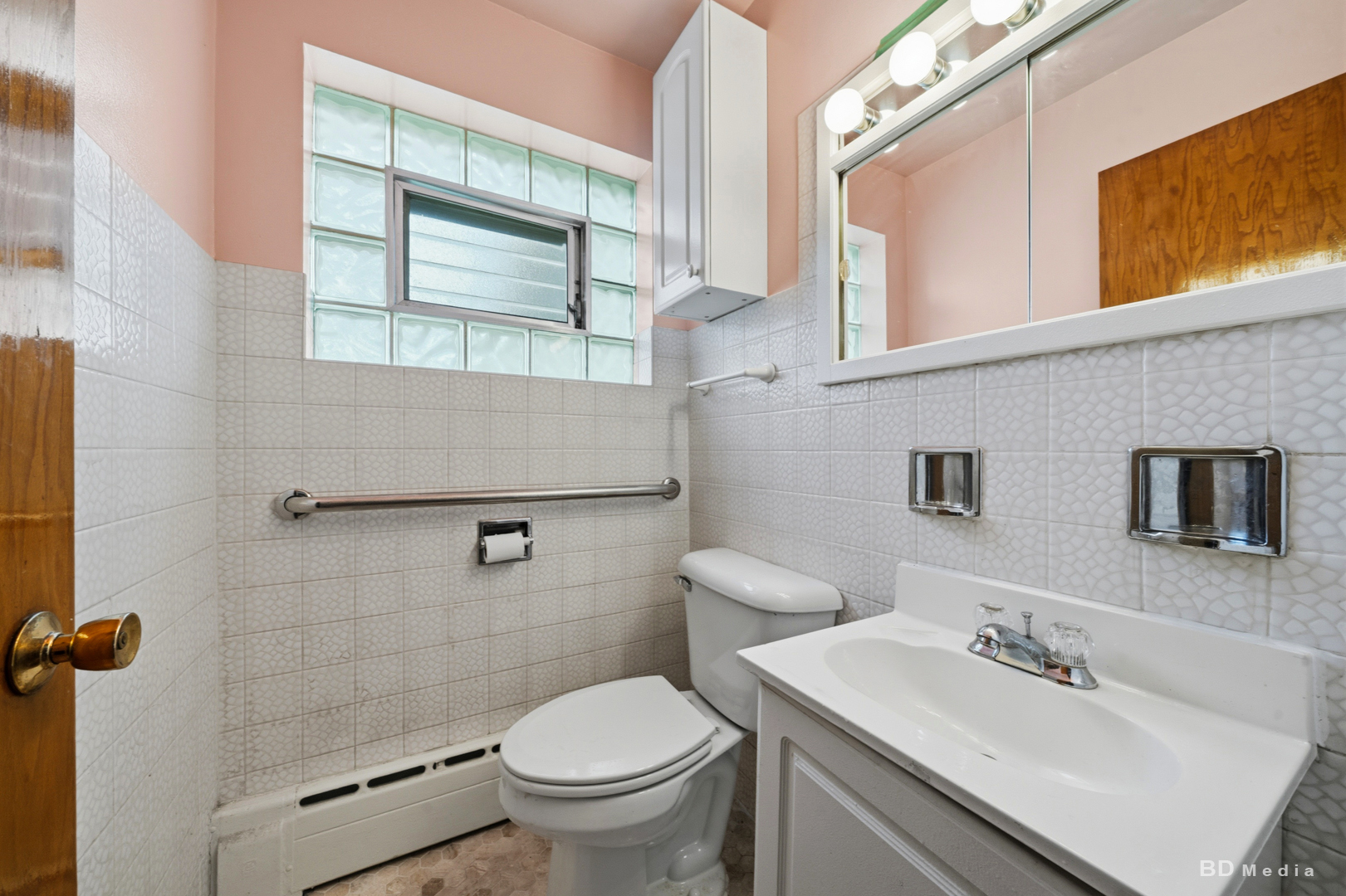 main property photo 22