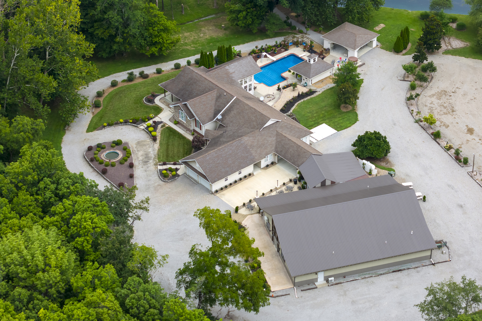 main property photo 79