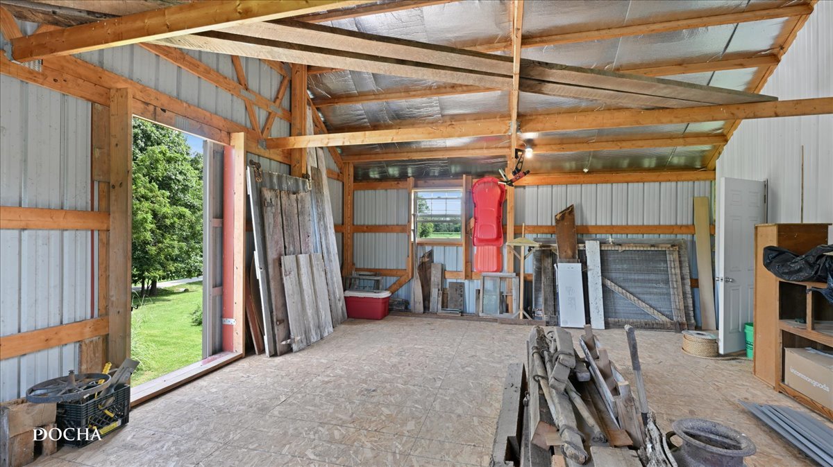 main property photo 75