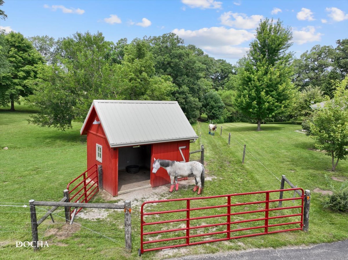 main property photo 76