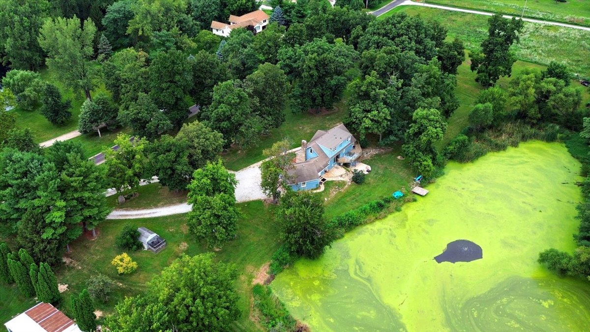 main property photo 42
