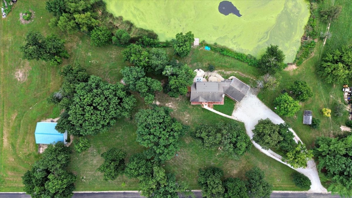 main property photo 44