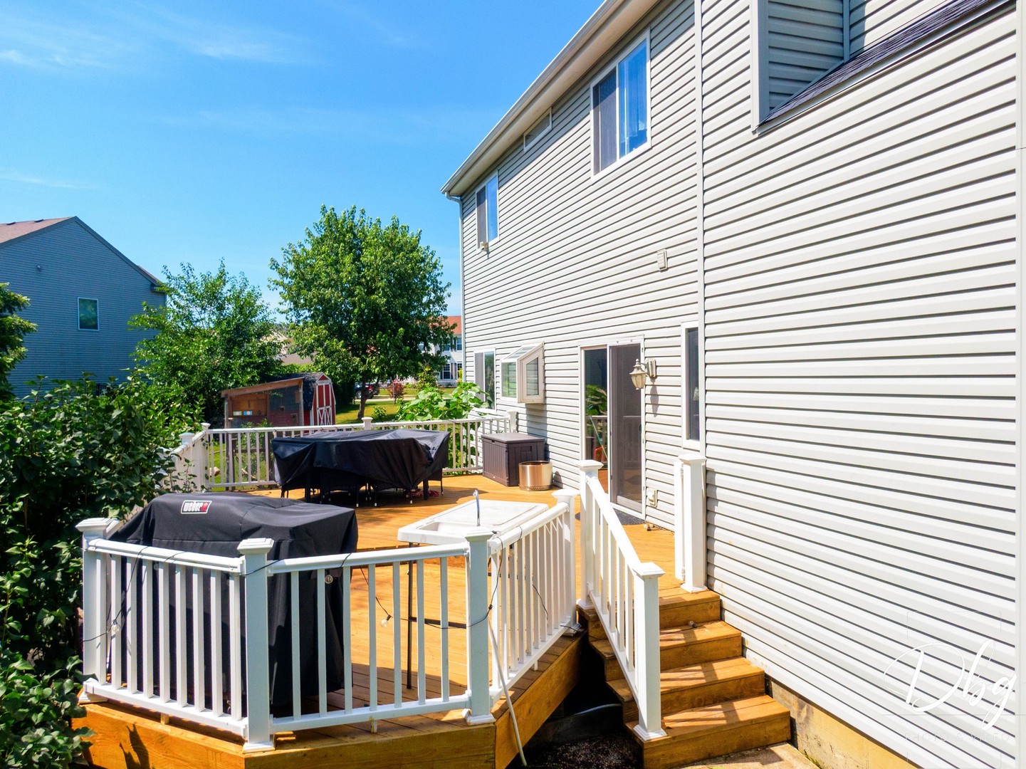 main property photo 68
