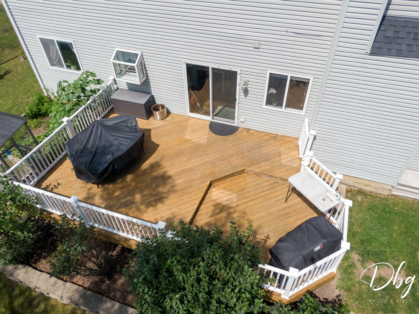 main property photo 74