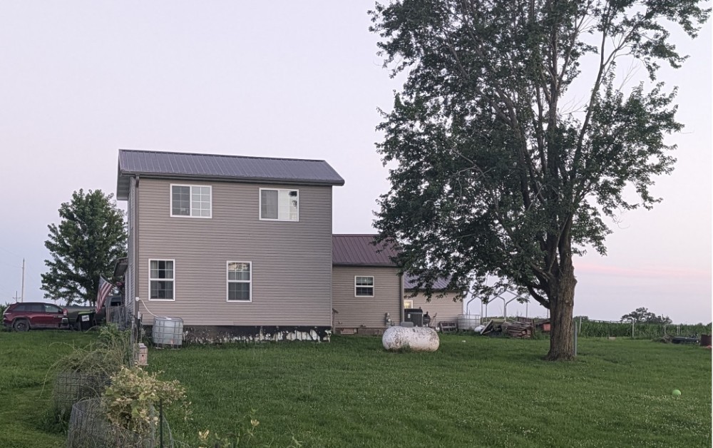 main property photo 36