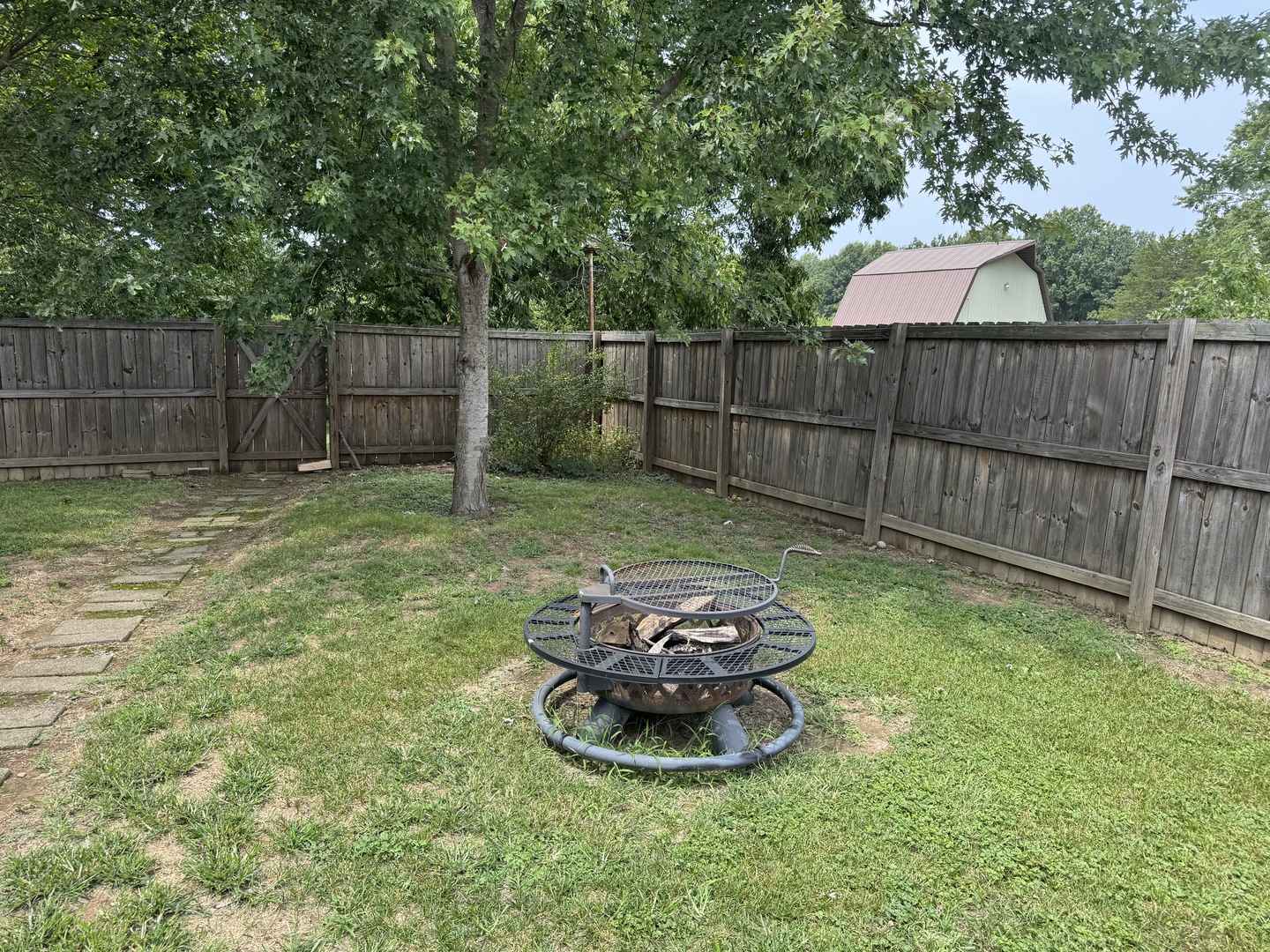 main property photo 15