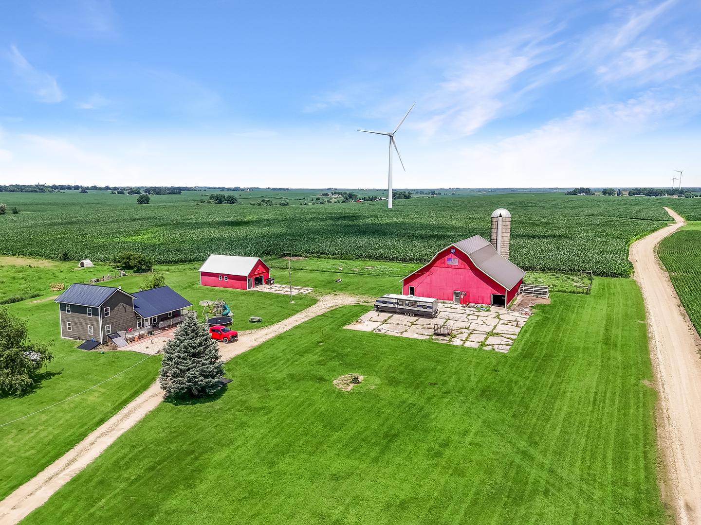 main property photo 35
