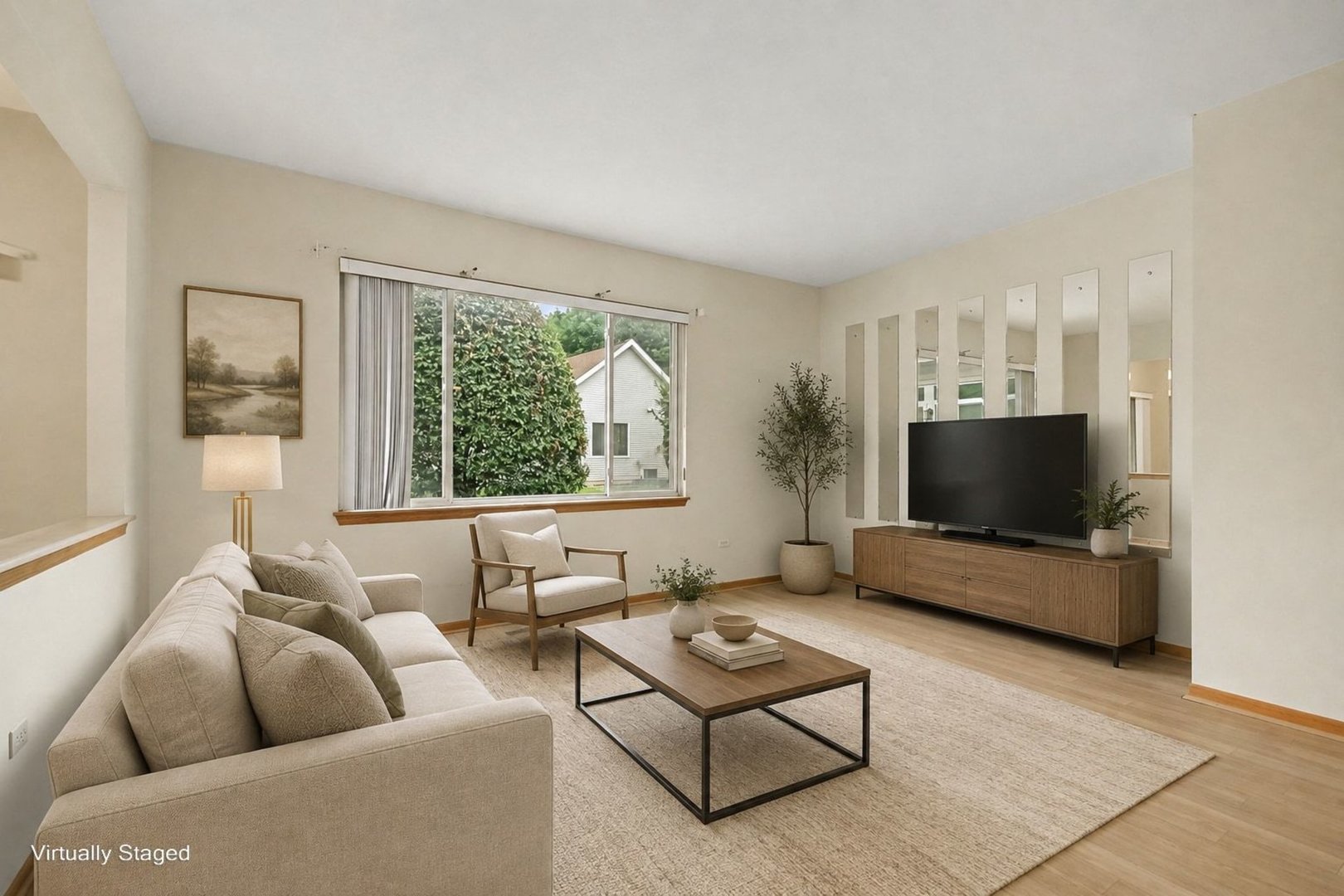 property viewer photo 3