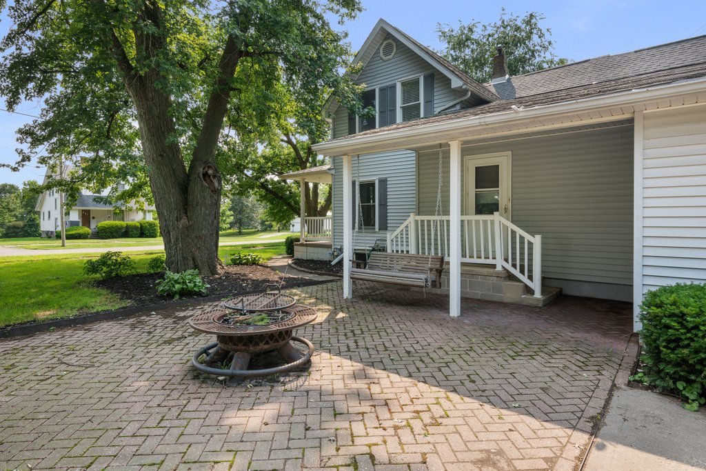 main property photo 43