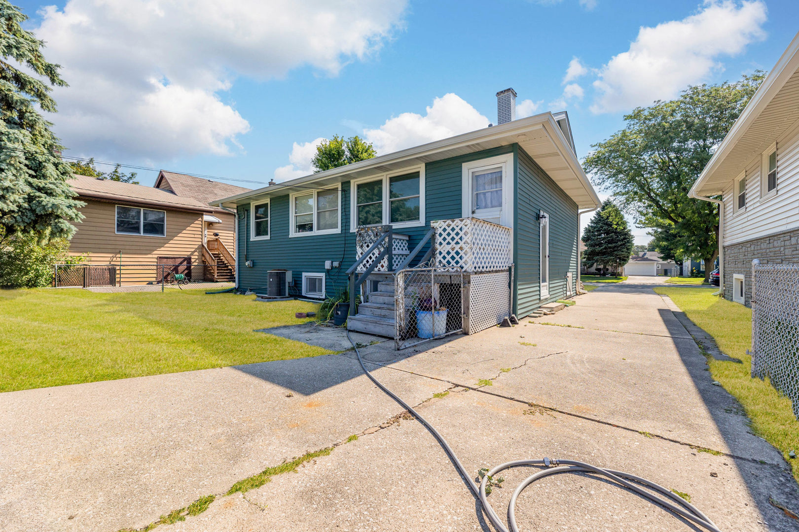 main property photo 3