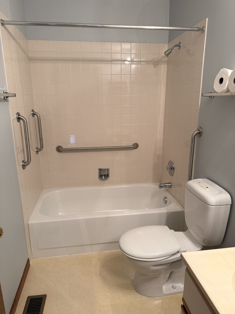 main property photo 19