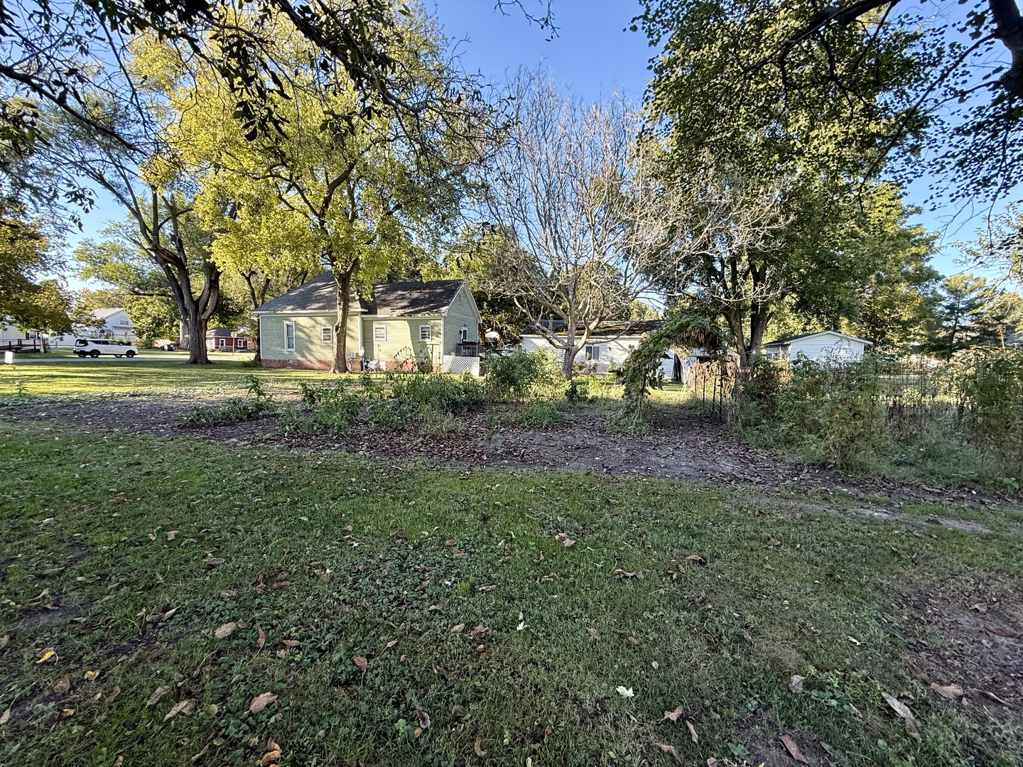main property photo 26