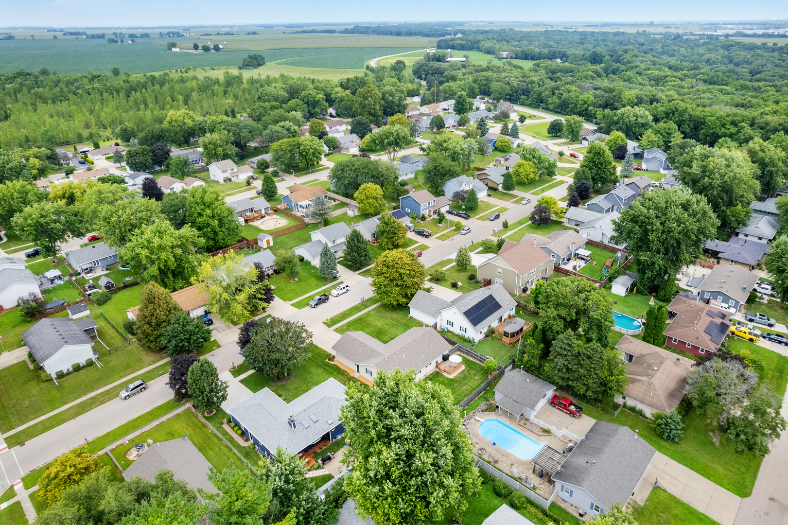 main property photo 41