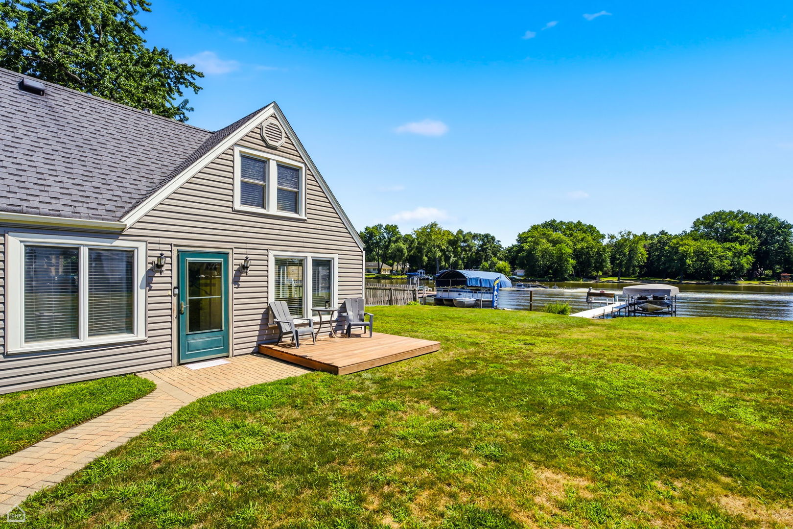 main property photo 3